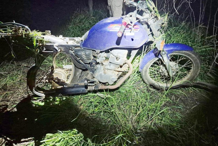 acidente-fatal-na-br-4283A-motociclistas-atropelados-por-carro-em-petrolina.-tragedia-alerta-para-a-responsabilidade-no-transito