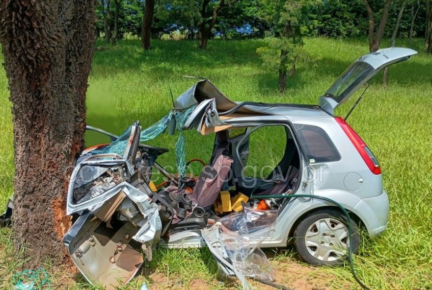 acidente-fatal-na-rodovia-washington-luis-provoca-comocao-em-itirapina3A-uma-vitima-falecida-e-outra-gravemente-ferida