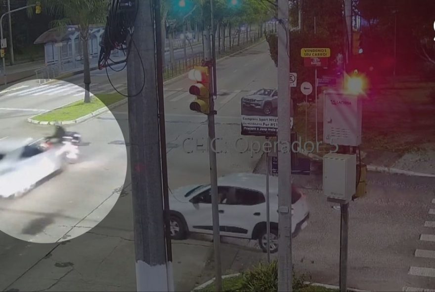 acidente-fatal-tira-vida-de-motociclista-em-porto-alegre3A-condutor-sem-cnh-envolvido-em-suposto-racha acidente-fatal-tira-vida-de-motociclista-em-porto-alegre3A-condutor-sem-cnh-envolvido-em-suposto-racha