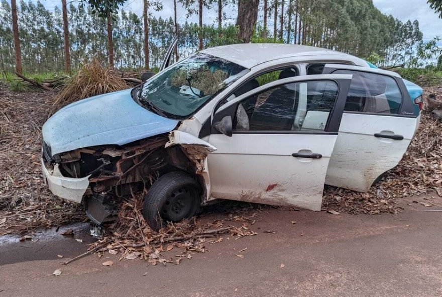 acidente-fatal3A-motociclista-morre-e-irmao-fica-ferido-em-colisao-com-carro-oficial-no-parana.-caso-ocorreu-em-terra-rica