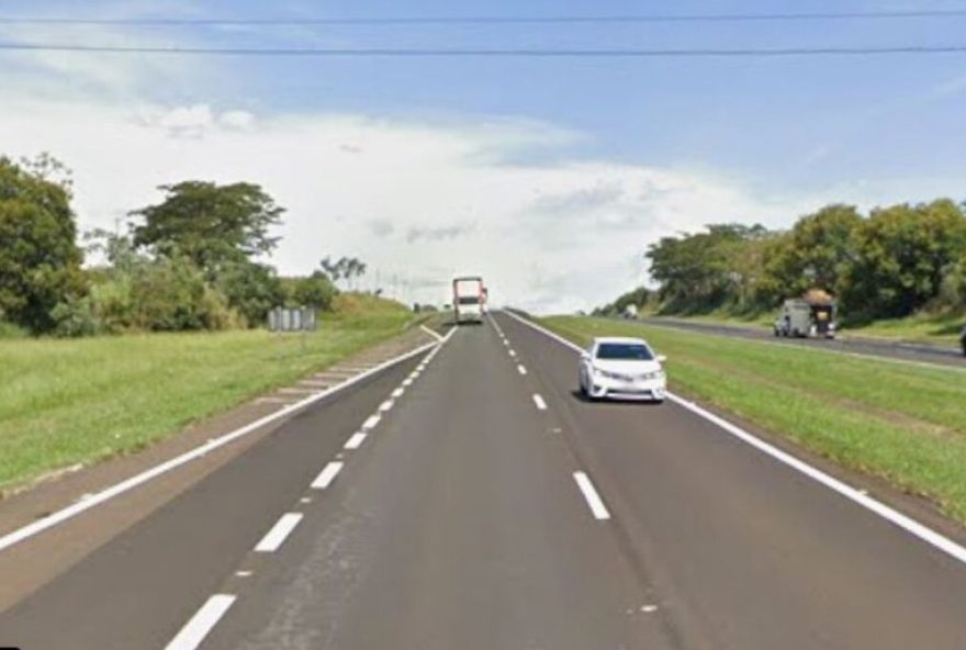 acidente-grave-com-dois-caminhoes-deixa-homem-em-estado-critico-na-sp-310 acidente-grave-com-dois-caminhoes-deixa-homem-em-estado-critico-na-sp-310