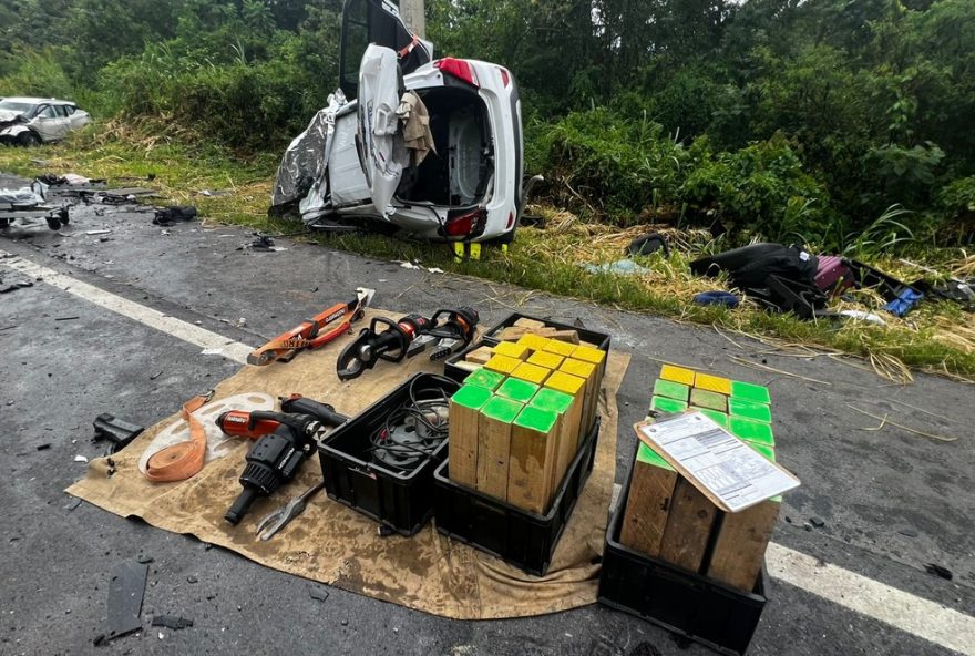 acidente-na-br-470-deixa-um-morto-e-seis-feridos-em-apiuna3A-resumo-e-alerta-para-a-seguranca-no-transito acidente-na-br-470-deixa-um-morto-e-seis-feridos-em-apiuna3A-resumo-e-alerta-para-a-seguranca-no-transito