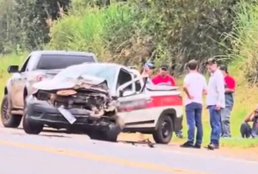 acidente-na-rodovia-salim-antonio-curiati-deixa-duas-pessoas-feridas-em-cerqueira-cesar-sp