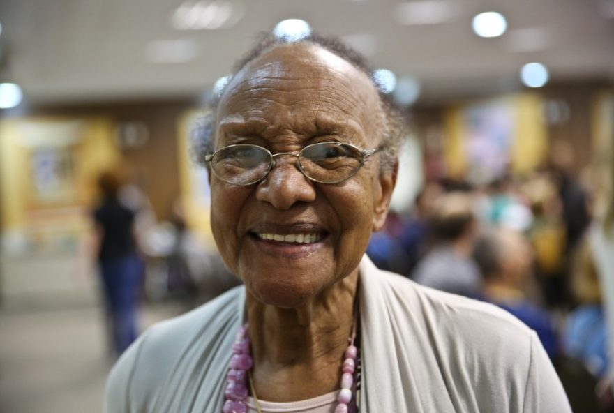adelia-domingues3A-lancamento-do-livro-22construida-em-retalhos22-aos-90-anos-de-idade