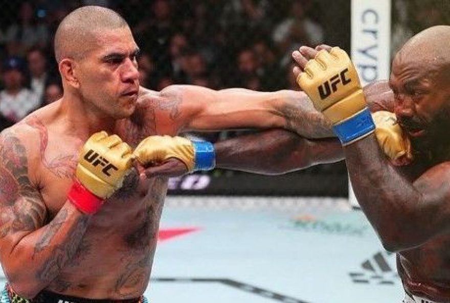 adesanya-aposta-em-vitoria-de-alex-poatan-por-nocaute-em-duelo-pelo-cinturao-ufc-313