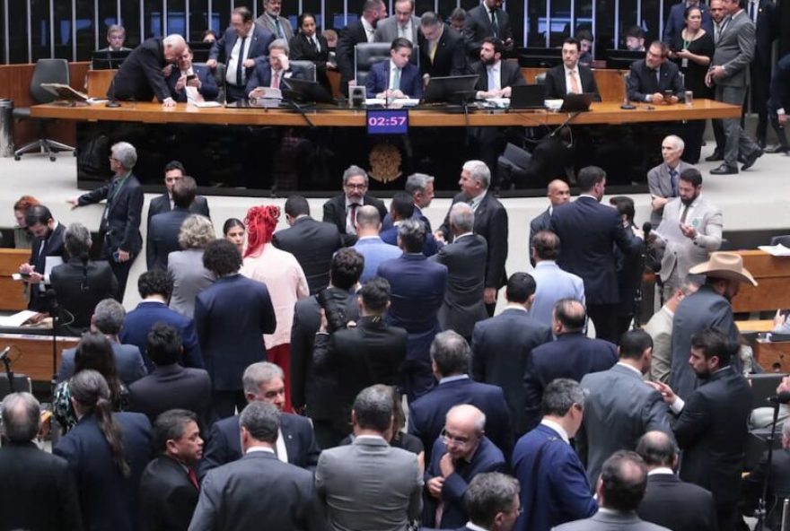 adiada-votacao-do-pl-que-reduz-pena-de-bolsonaro2C-projeto-deve-avancar-nesta-quarta adiada-votacao-do-pl-que-reduz-pena-de-bolsonaro2C-projeto-deve-avancar-nesta-quarta