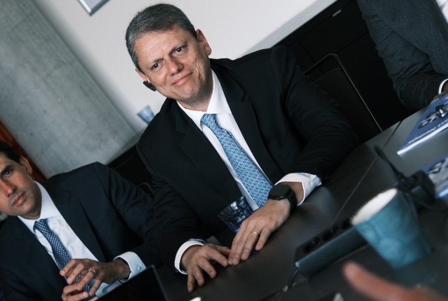 adiamento-de-visita-de-tarcisio-a-bolsonaro-gera-incomodo-entre-aliados3A-entenda-a-situacao adiamento-de-visita-de-tarcisio-a-bolsonaro-gera-incomodo-entre-aliados3A-entenda-a-situacao