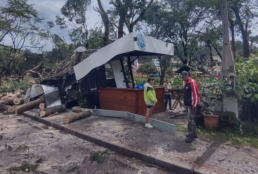 administracao-municipal-de-paraibuna-estima-r24-12C5-milhao-para-reparar-estragos-de-temporal