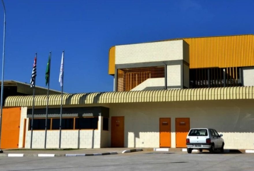 adolescente-de-13-anos-e-apreendido-por-agredir-cuidadora-em-abrigo-de-limeira-sp