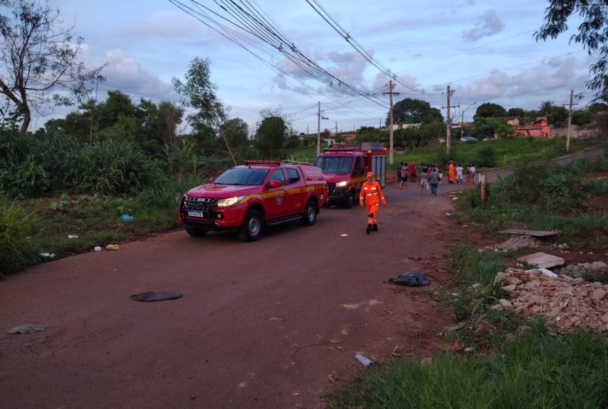 adolescente-de-13-anos-morre-afogado-no-rio-uberaba3A-comunidade-em-luto-e-alerta-para-prevencao-de-tragedias-aquaticas