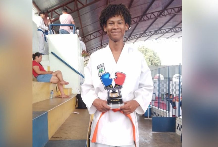 adolescente-de-14-anos-morre-afogado-em-acude3A-pratica-de-karate-e-como-a-familia-lida-com-a-perda