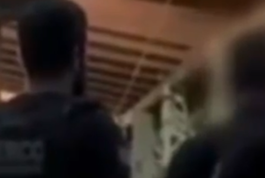 adolescente-de-15-anos-vivia-no-luxo-e-fraudava-sistema-do-cnj3B-veja-video adolescente-de-15-anos-vivia-no-luxo-e-fraudava-sistema-do-cnj3B-veja-video