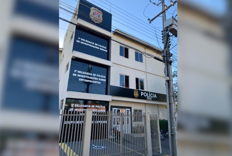 adolescente-e-suspeito-de-atirar-em-jovem-em-presidente-prudente3A-vitima-de-briga-familiar.-suspeito-ainda-nao-encontrado.-confira adolescente-e-suspeito-de-atirar-em-jovem-em-presidente-prudente3A-vitima-de-briga-familiar.-suspeito-ainda-nao-encontrado.-confira