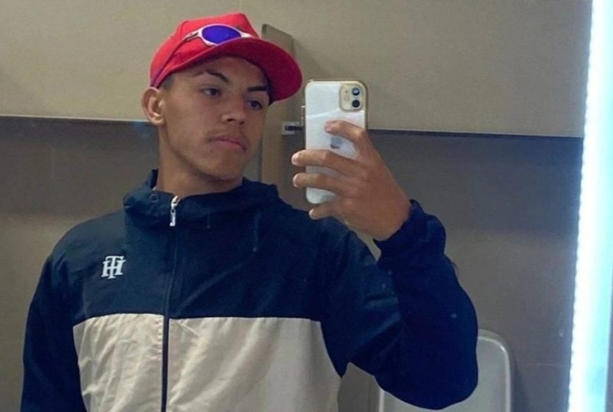 adolescente-mata-jovem-a-facadas-por-ciumes-em-ponta-grossa2C-pr3A-delegado-investiga-caso