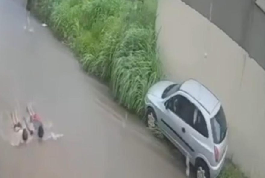 adolescentes-se-arriscam-em-aventura-perigosa-em-aparecida-de-goiania adolescentes-se-arriscam-em-aventura-perigosa-em-aparecida-de-goiania