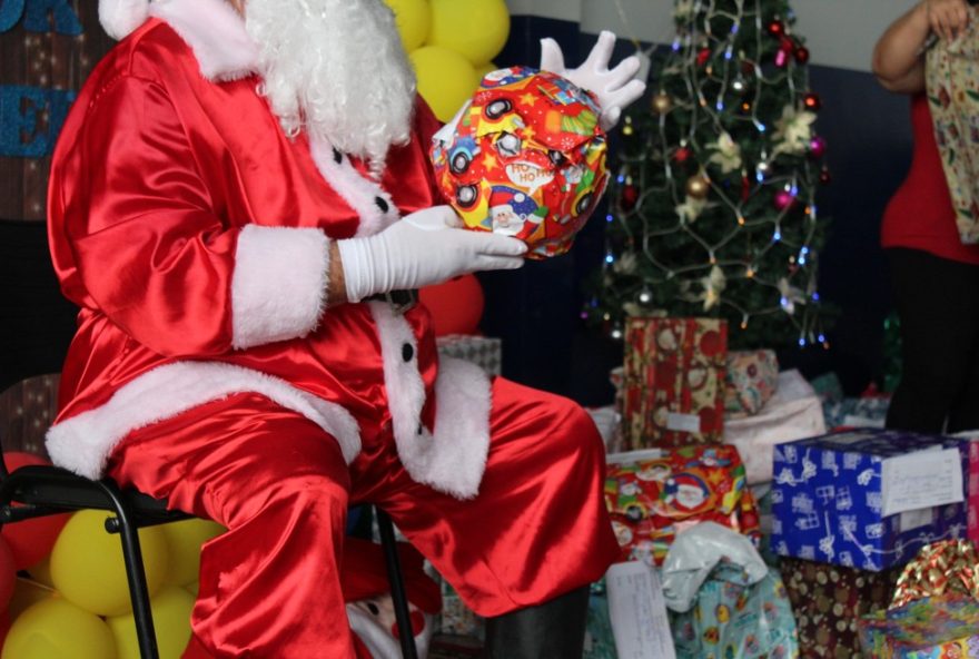 adote-uma-cartinha-do-papai-noel-dos-correios-em-feira-de-santana-2025