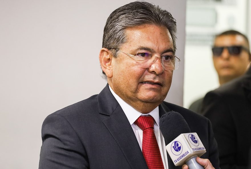 adriano-galdino-confirma-reuniao-com-hugo-motta-para-discutir-eleicoes-de-2026