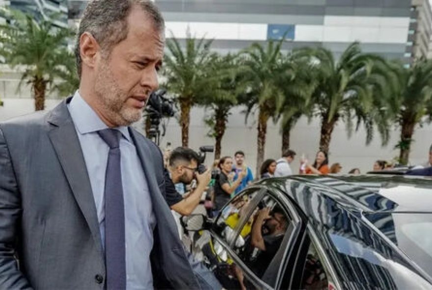 advogado-de-bolsonaro-espera-voto-de-fux-conforme-o-direito