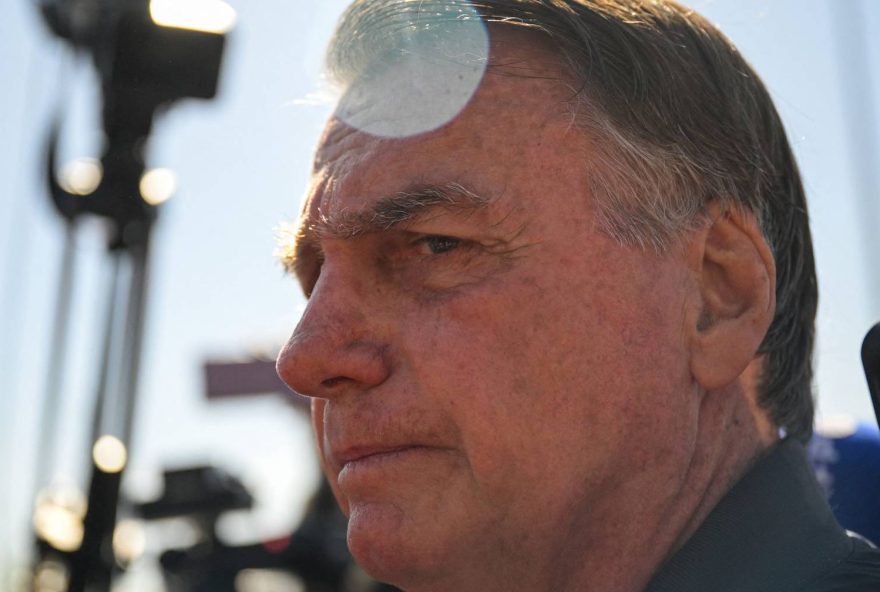 advogados-de-bolsonaro-pedem-absolvicao-da-tentativa-de-golpe-de-estado
