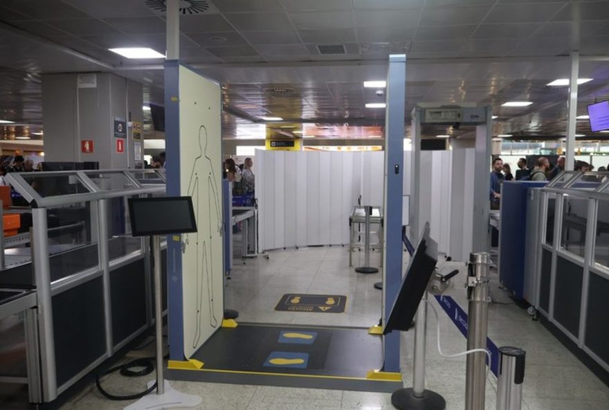 aeroporto-de-sao-paulo-reforca-seguranca-com-scanners-corporais-e-detector-de-explosivos
