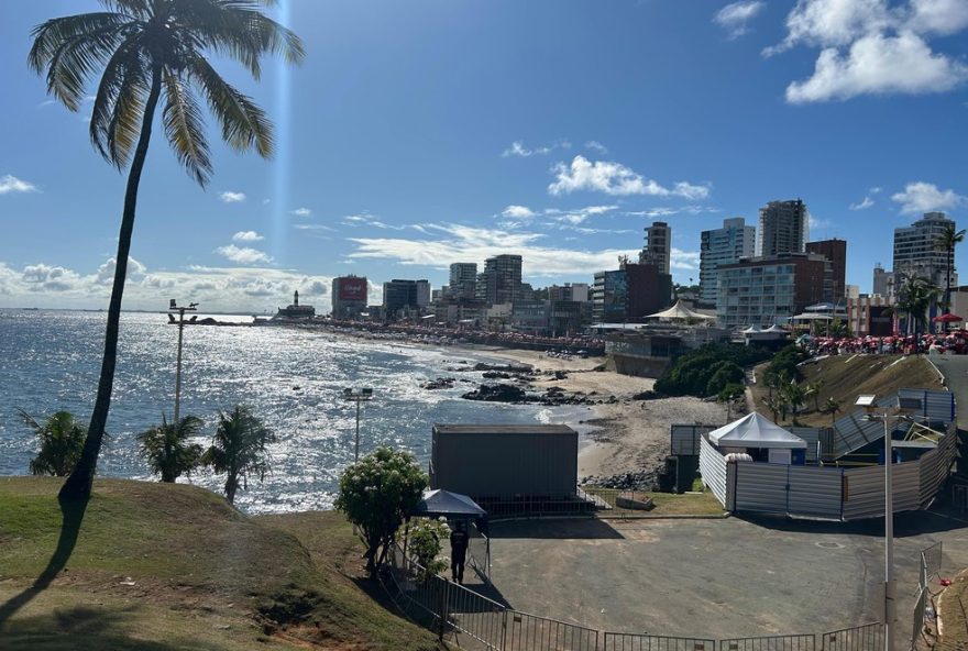 afogamento-fatal-e-jovem-desaparecido-em-praias-de-salvador3A-ultimas-informacoes