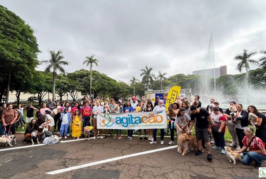 agitacao-limeira3A-evento-arrecada-12C8-toneladas-de-racao-para-animais-carentes
