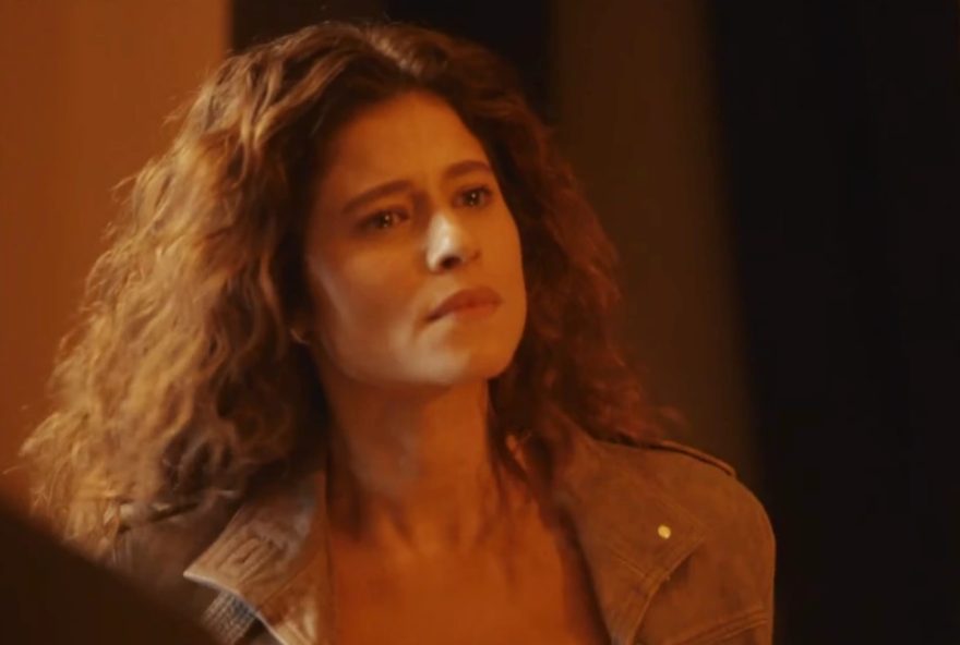 agrado-radicaliza-e-leiloa-o-vestido-de-noiva agrado-radicaliza-e-leiloa-o-vestido-de-noiva