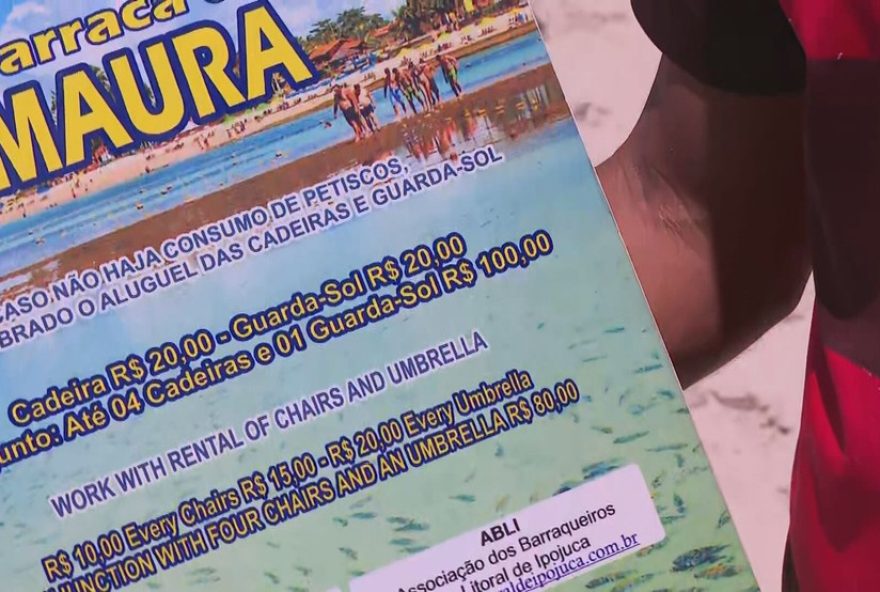 agressao-em-porto-de-galinhas3A-garcom-leva-mata-leao-de-turista-apos-cobranca-de-r24-80-por-cadeiras-e-guarda-sol.-barraqueiros-contestam-versao agressao-em-porto-de-galinhas3A-garcom-leva-mata-leao-de-turista-apos-cobranca-de-r24-80-por-cadeiras-e-guarda-sol.-barraqueiros-contestam-versao