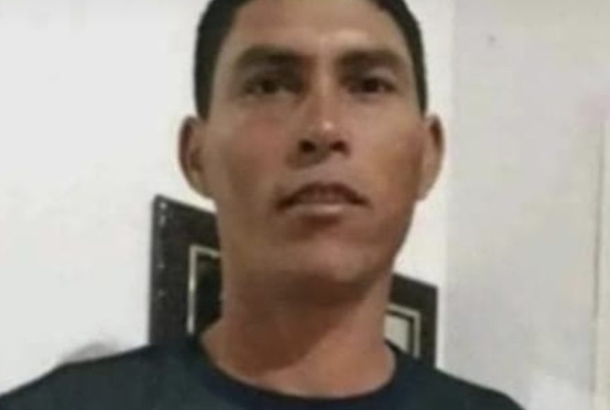 agricultor-e-encontrado-morto-com-olhos-e-labios-arrancados-em-zona-rural-de-ibiapina2C-ceara agricultor-e-encontrado-morto-com-olhos-e-labios-arrancados-em-zona-rural-de-ibiapina2C-ceara