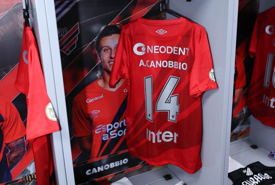 agustin-canobbio2C-novo-reforco-do-flu2C-usa-a-camisa-17-em-destaque-na-temporada-2025-e-mostra-seu-talento-como-atacante