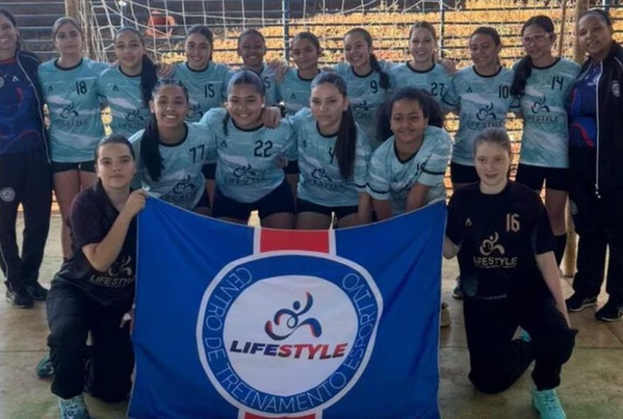 ajude-a-equipe-feminina-de-handebol-de-goiania-a-brilhar-no-campeonato-nacional