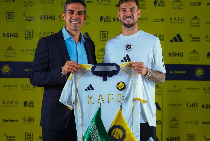 al-nassr-contrata-zagueiro-inigo-martinez2C-ex-barcelona2C-por-temporada-na-arabia-saudita