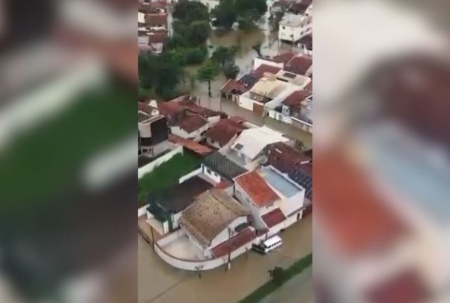 alagamentos-e-desalojados3A-temporal-atinge-interior-de-sp0A alagamentos-e-desalojados3A-temporal-atinge-interior-de-sp0A