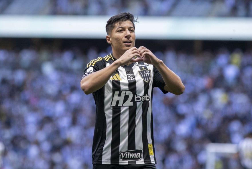 MG - BELO HORIZONTE - 25/10/2025 - BRASILEIRO A 2025, ATLETICO-MG X CEARA - Alan Franco jogador do Atletico-MG comemora seu gol durante partida contra o Ceara no estadio Arena MRV pelo campeonato Brasileiro A 2025. Foto: Fernando Moreno/AGIF