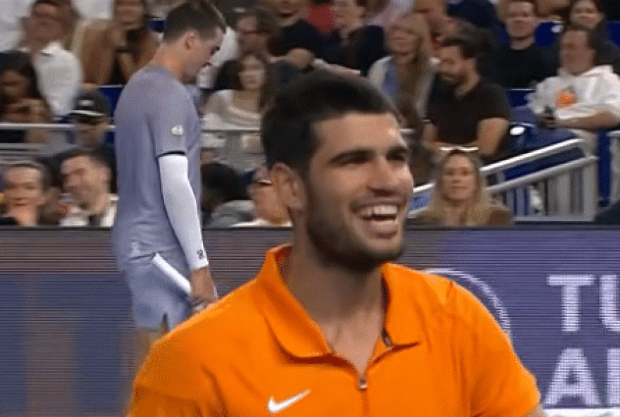 alcaraz-supera-susto-de-fonseca-e-vence-em-miami-com-modo-turbo-ativado