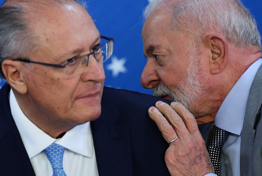 alckmin-intensifica-negociacoes-com-eua-antes-do-tarifaco3A-o-que-esperar-apos-conversa-com-secretario-de-comercio-dos-eua3F