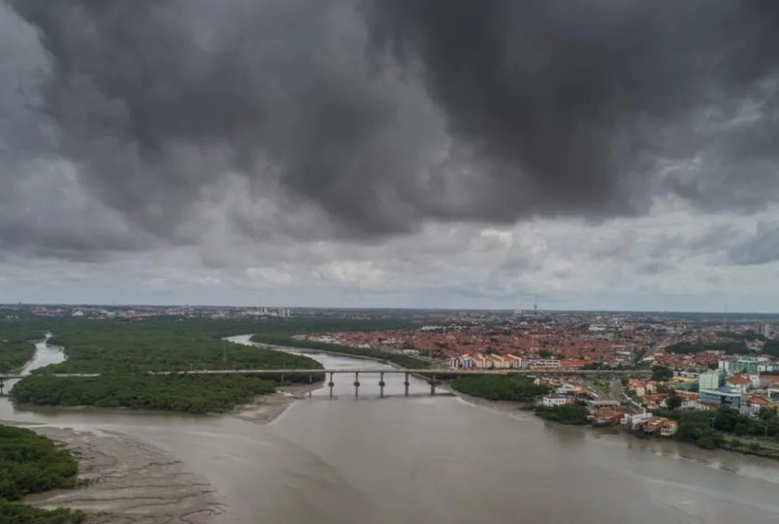 alerta-amarelo-de-chuvas-intensas-no-maranhao3A-de-emite-aviso-para-sabado