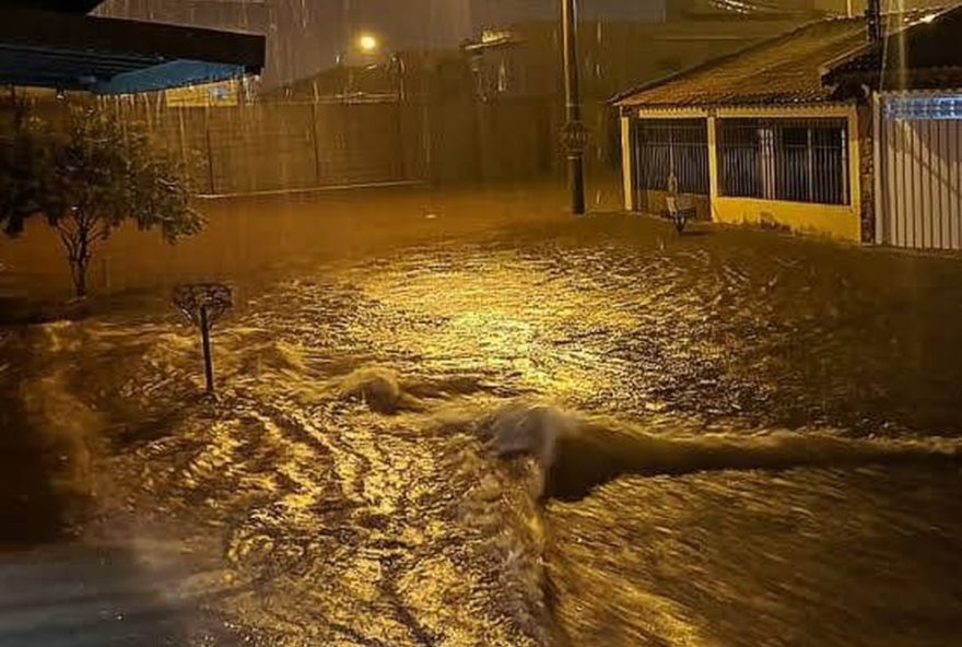 alerta-de-riscos-de-chuva-no-litoral-norte-sp3A-inmet-e-cemaden-em-estado-de-atencao.-medidas-preventivas-necessarias