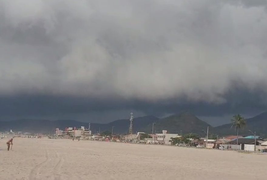 alerta-de-tempestade-e-acumulado-de-chuva-no-parana3A-previsao-do-tempo-ate-terca-feira-21-instituto-de-meteorologia