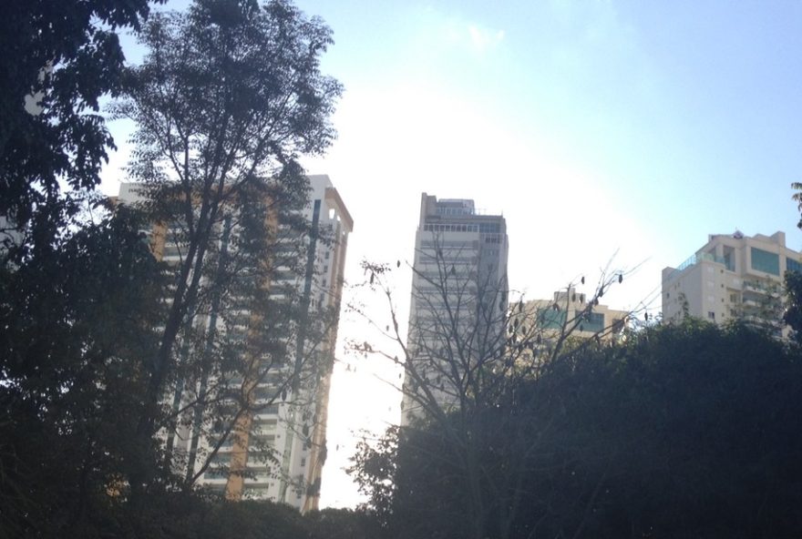 alerta-do-cimehgo3A-baixa-umidade-do-ar-em-todo-estado-exige-cuidados-respiratorios