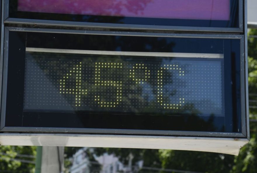 alerta-do-inmet3A-temperaturas-acima-de-40degc-demandam-precaucao-e-cuidados-neste-verao.-medidas-essenciais-para-seguranca-da-populacao alerta-do-inmet3A-temperaturas-acima-de-40degc-demandam-precaucao-e-cuidados-neste-verao.-medidas-essenciais-para-seguranca-da-populacao