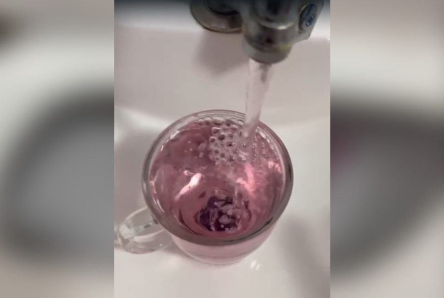 alerta-em-itu3A-companhia-de-saneamento-pede-descarte-da-agua-rosa