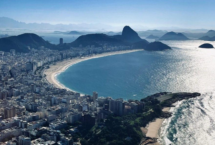 alerta-rio3A-rio-de-janeiro-em-alerta-com-calor-intenso-e-previsao-de-frente-fria.-saiba-como-se-proteger-e-se-preparar-para-as-mudancas-climaticas