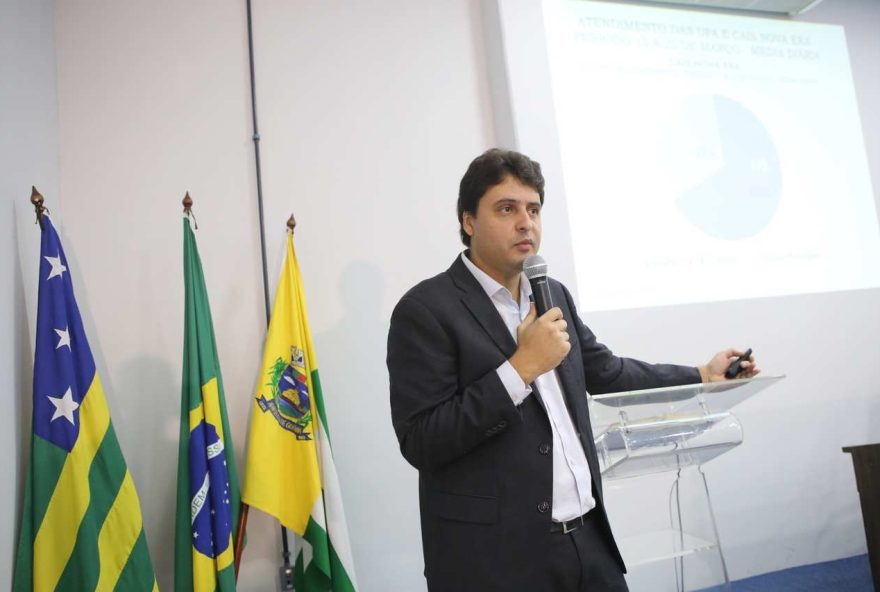 alessandro-magalhaes-secretario-de-saude-escoliose-cirurgia-aparecida-de-goiania