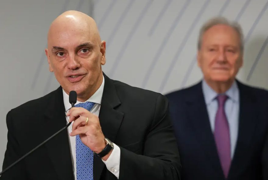 Presidente do TSE, Alexandre de Moraes, e o ministro da Justiça, Ricardo Lewandowski