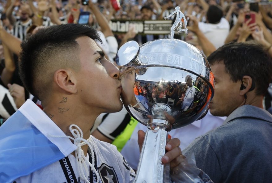 almada2C-do-botafogo2C-planeja-final-contra-real-madrid-e-futuro-na-europa