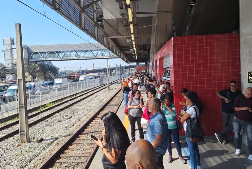alteracoes-temporarias-nas-linhas-11-coral-e-12-safira-da-cptm-neste-final-de-semana