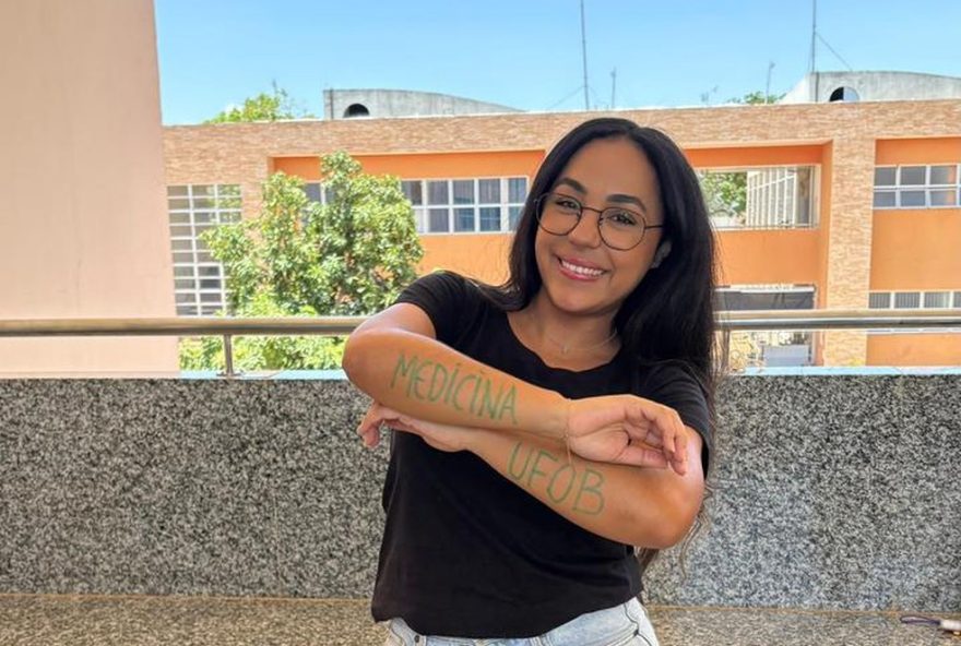 aluna-cotista-de-medicina-barrada-por-nao-ser-parda-e-aprovada-em-outra-universidade-publica3A-ja-estava-sem-forcas aluna-cotista-de-medicina-barrada-por-nao-ser-parda-e-aprovada-em-outra-universidade-publica3A-ja-estava-sem-forcas