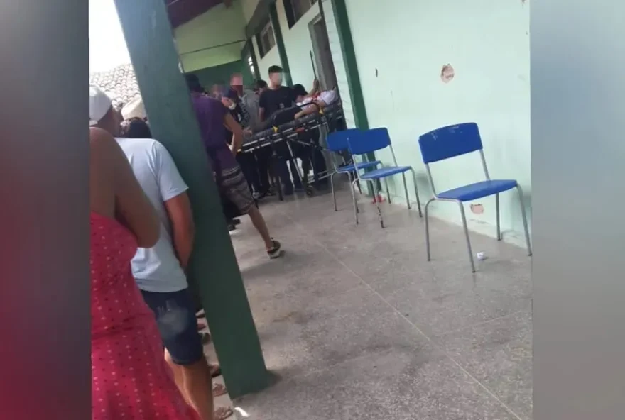 Adolescente pega arma do pai e atira contra três colegas de escola, em Sobral