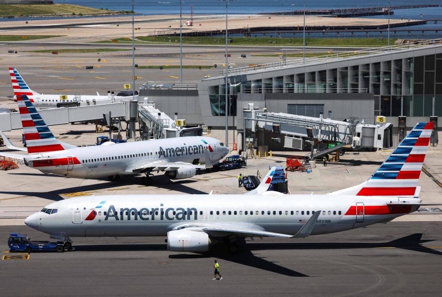 american-airlines-suspende-todos-os-voos-nos-eua